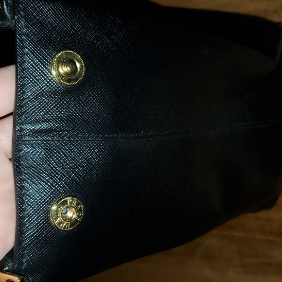 Authentic Prada Saffiano Large Bag - Picture 9 of 10